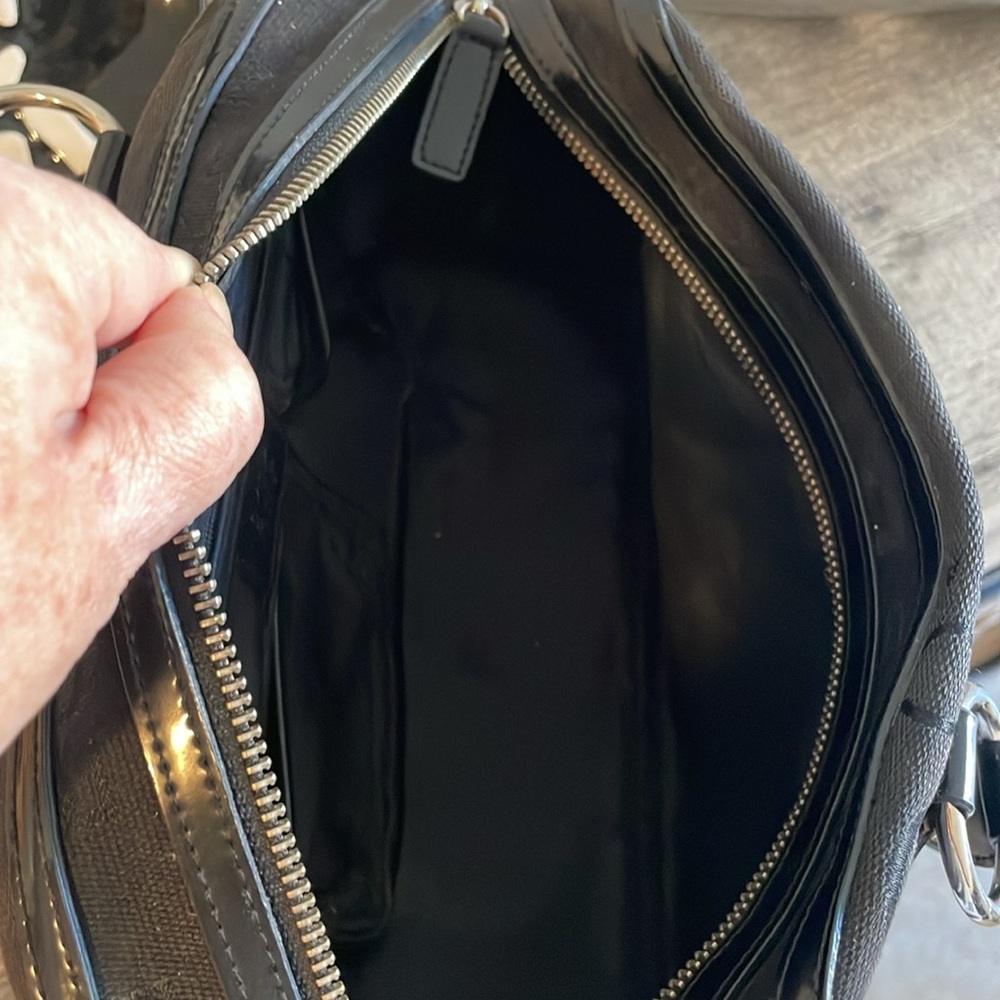 BCBG purse - Picture 3 of 5
